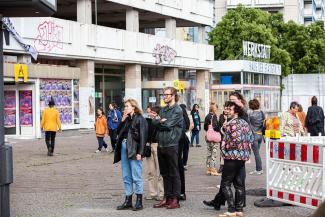 Performances im und um das Haus der Statistik