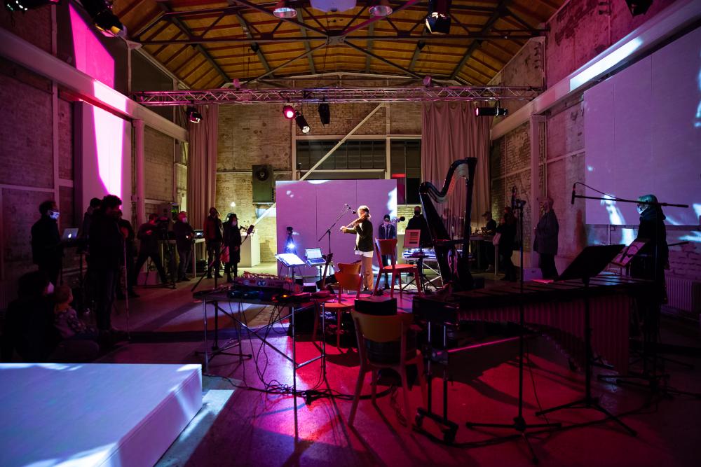 SPREEHALLE Berlin Innenansicht bei Veranstaltung SWARMS